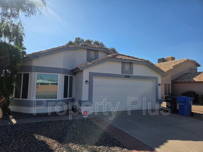 property at 3009 E Utopia Rd