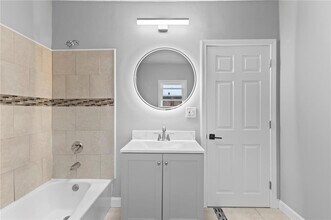 1 Cottage St in Johnston, RI - Building Photo - Building Photo