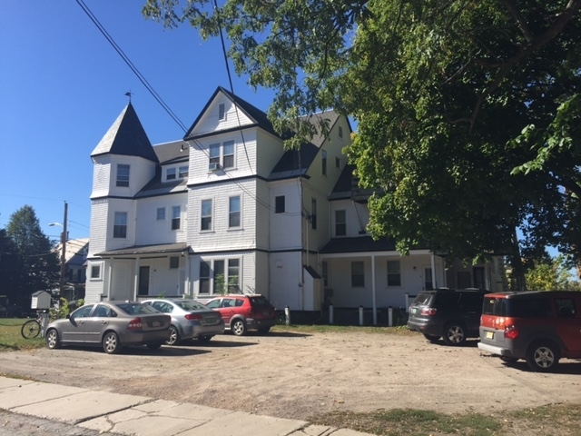 89 N Prospect St in Burlington, VT - Foto de edificio - Building Photo