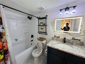 2785 L B McLeod Rd in Orlando, FL - Building Photo - Building Photo