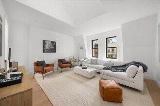 53 W 85th St in New York, NY - Foto de edificio - Building Photo