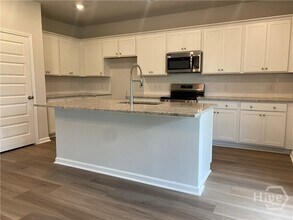 124 Barefoot Dr in Savannah, GA - Building Photo - Building Photo