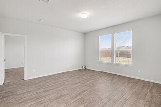 8460 Big Apple Dr in Fort Worth, TX - Building Photo - Building Photo