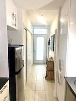 5200 Gatineau Av in Montréal, QC - Building Photo