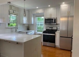 76 Glen Ridge Ave, Unit #c in Glen Ridge, NJ - Building Photo - Building Photo
