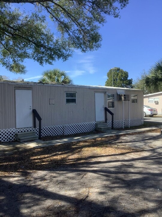1505 Goodyear Ave in Lakeland, FL - Building Photo