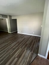 803 W Mill St, Unit Apt A in Bremen, IN - Building Photo - Building Photo