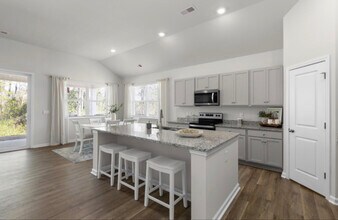 5052 round head Dr in Leland, NC - Building Photo - Building Photo