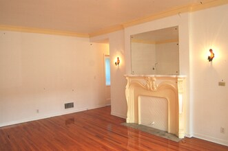 2 Franklin Ave in Los Angeles, CA - Building Photo - Building Photo