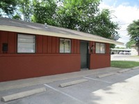 Monticello Apartments in Austin, TX - Building Photo - Building Photo