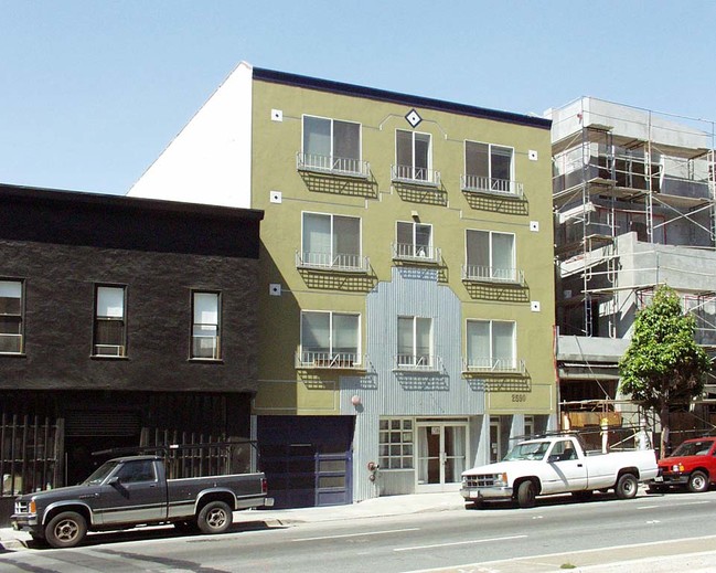 2586-2590 3rd St in San Francisco, CA - Building Photo - Building Photo