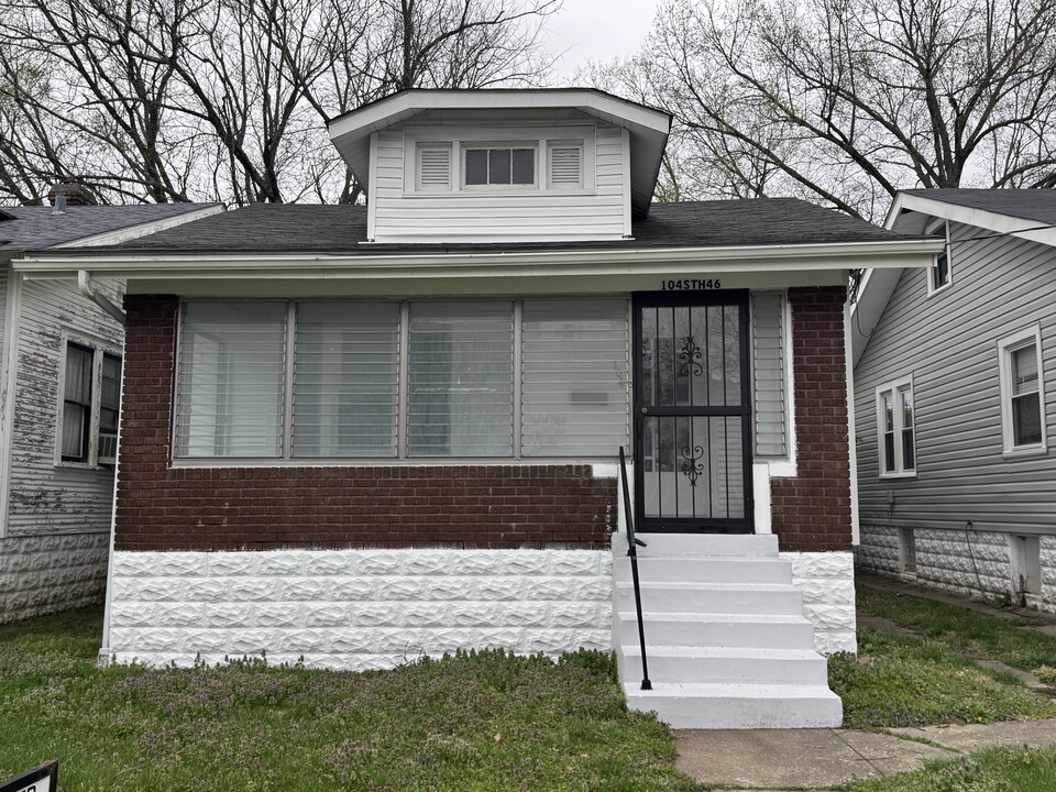 104 S 46th St in Louisville, KY - Building Photo