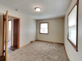 1011 64th Ave N in Brooklyn Center, MN - Building Photo