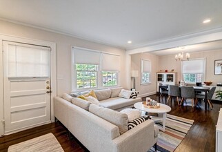 2875 Lookout Pl NE in Atlanta, GA - Building Photo - Building Photo