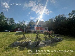 19 Easy St in Enfield, NH - Building Photo - Building Photo
