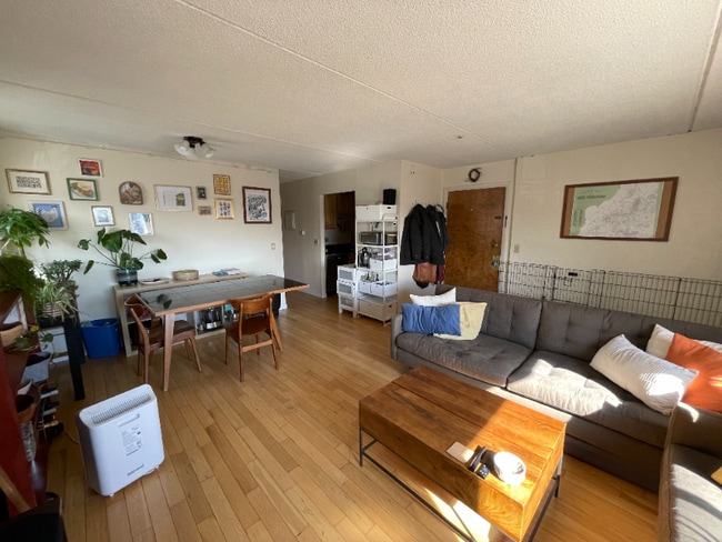 property at 122 Sycamore St