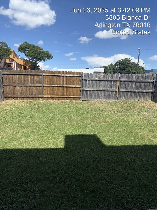 3805 Blanca Dr in Arlington, TX - Building Photo - Building Photo