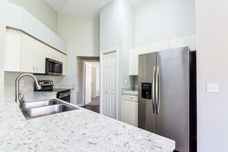 13610 Ogakor Dr in Riverview, FL - Building Photo - Building Photo