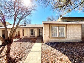 6918 Stockport Dr in San Antonio, TX - Building Photo