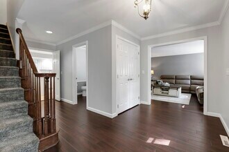 955 Eastward Cir in Zanesville, OH - Building Photo - Building Photo