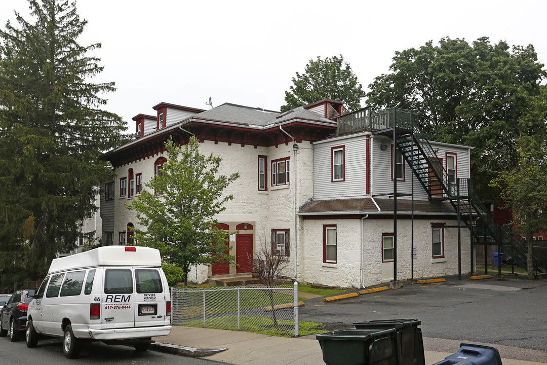 Montebello in Jamaica Plain, MA - Foto de edificio