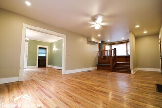 907 Osage St in Manhattan, KS - Building Photo - Building Photo
