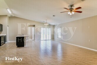 1082 SW Bianca Ave in Port St. Lucie, FL - Building Photo - Building Photo