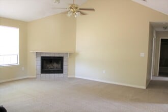 2138 Edgewood Dr in Navarre, FL - Building Photo - Building Photo