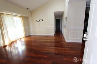 208 Ravens Crest Dr in Plainsboro, NJ - Building Photo - Building Photo