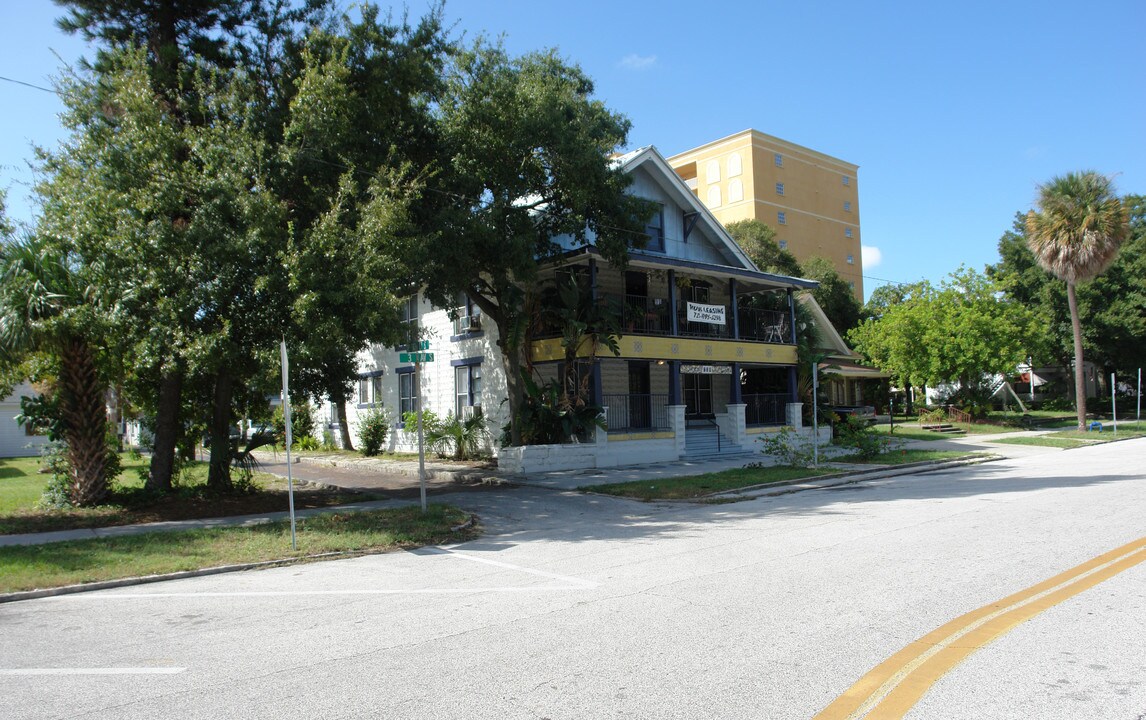 728 3rd Ave S in St. Petersburg, FL - Building Photo