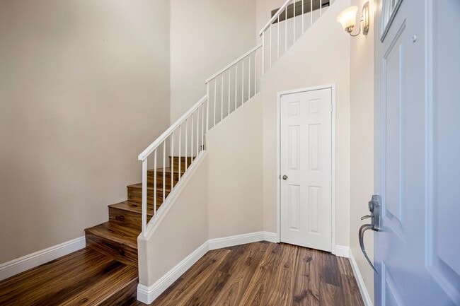 7833 E Quinn Dr in Anaheim, CA - Building Photo - Building Photo