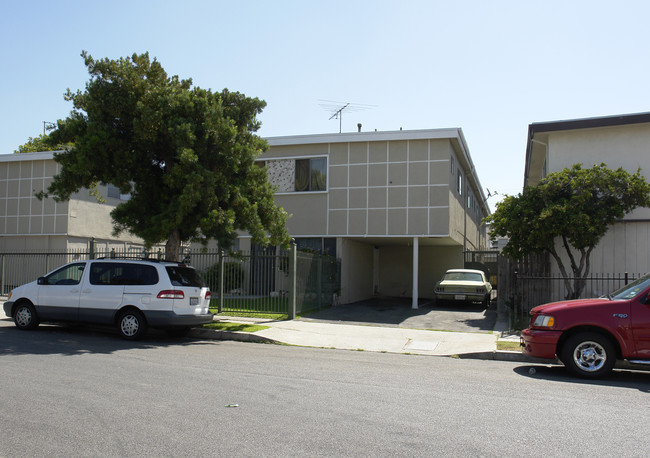 1328 Gordon Street in Los Angeles, CA - Building Photo - Building Photo