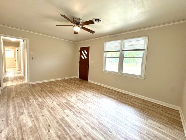 868 Watts Dr in Sumter, SC - Building Photo - Building Photo