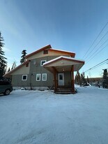 1315 Ballaine Rd in Fairbanks, AK - Building Photo