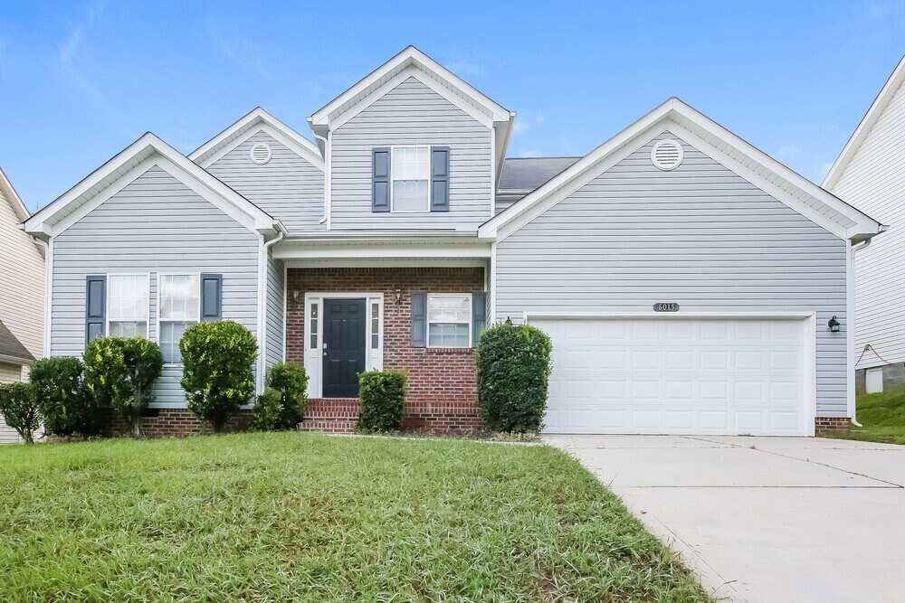 6015 Timbertop Ln in Charlotte, NC - Building Photo