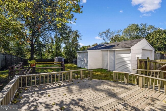 property at 723 Delaware Ave