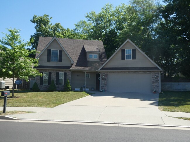 property at 1006 Louisville Dr