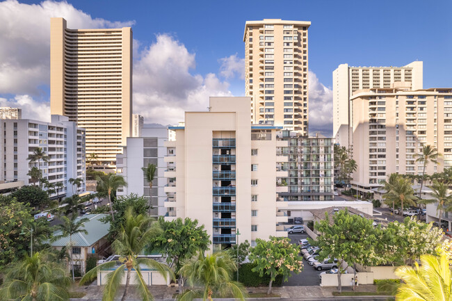 Kuhio Courte in Honolulu, HI - Building Photo - Building Photo