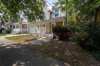 1566 Winchester Ave in Lakewood, OH - Building Photo - Building Photo