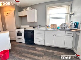 1711 Commonwealth Ave in Boston, MA - Building Photo