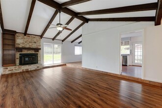 11609 River Oaks Trail in Austin, TX - Building Photo - Building Photo