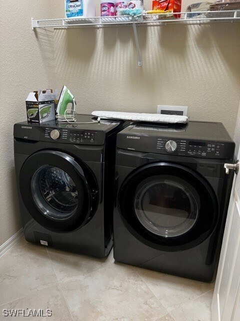 9065 Albion Ln N in Naples, FL - Building Photo - Building Photo