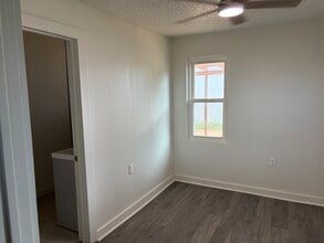 608 N Bell St in Brownfield, TX - Building Photo - Building Photo