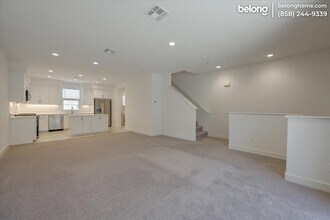 4367 Pacifica Wy in Oceanside, CA - Building Photo - Building Photo