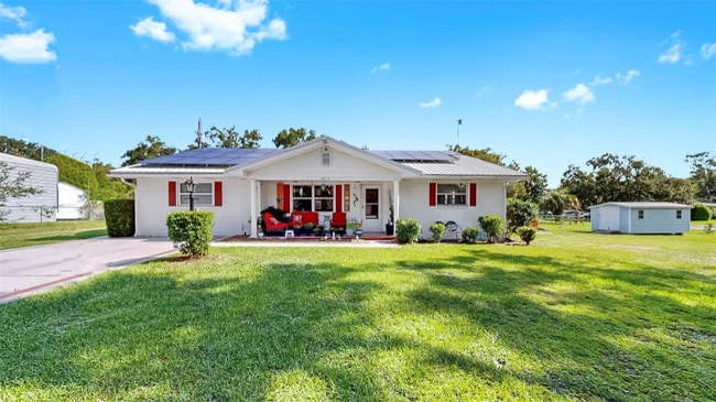 38919 3rd Ave in Zephyrhills, FL - Building Photo - Building Photo