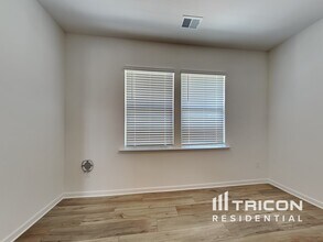 228 Paisley Wy in Locust Grove, GA - Building Photo - Building Photo
