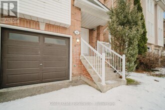 41 Wilmont Ct in Brampton, ON - Building Photo - Building Photo