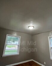 813 Alvord Ave in Flint, MI - Building Photo - Building Photo