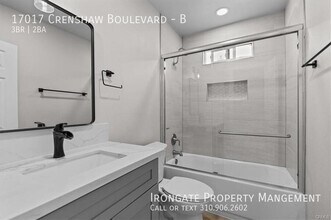 17017 Crenshaw Blvd in Torrance, CA - Building Photo - Building Photo