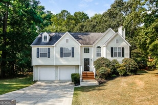 67 Poplar Springs Ct in Dallas, GA - Building Photo